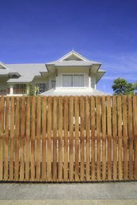 5 Benefits Of A Wood Fence