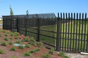 How You Can Landscape Your Security Fence 