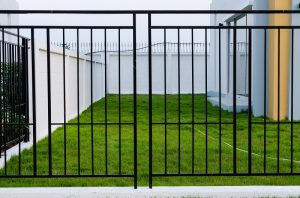 How To Rid Your Iron Fence Of Rust